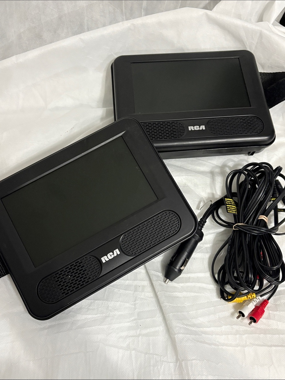 RCA Portable Dual 7" Headrest DVD Monitors with Cables
